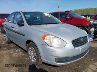 2009 Hyundai Accent Auto GLS with VIN KMHCM46C69U316790, listed as a IAAI auction lot 41883763 with 182,647 mi miles. Bid and sale history available at carsss.com. Image 6.