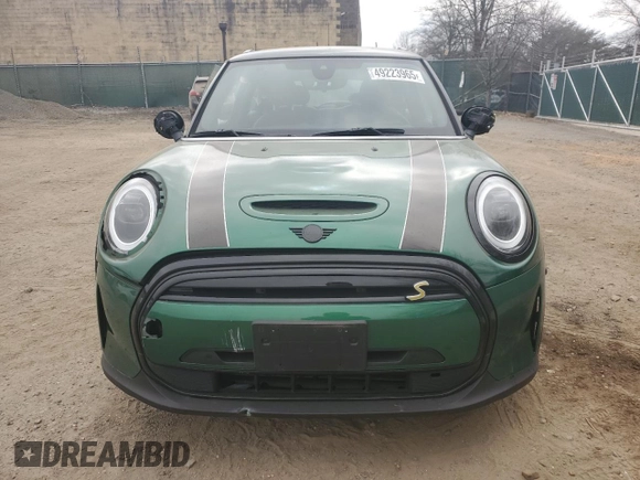2023 MINI Hardtop Cooper SE z VIN WMW13DJ07P2T83092, wystawiony jako Copart lot #49223965 z przebiegiem 9 596 mil mil oraz Szkoda całkowita • Salvage title. Historia ofert i sprzedaży dostępna na DreamBid. Obrazek 5.