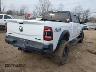 2020 Ram 2500 Laramie with VIN 3C6UR5NL9LG101116, listed as a IAAI auction lot 41694638 with 92,472 mi miles. Bid and sale history available at carsss.com. Image 4.