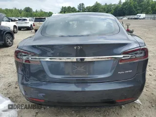2020 Tesla Model S Long Range с VIN 5YJSA1E28LF390602, выставлен на аукционе Copart как лот 63778115 с пробегом 39 802 миль миль и Списание • Salvage title. История ставок и продаж доступна на DreamBid. Изображение 6.