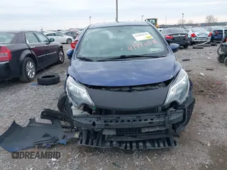 2017 Nissan Note S Plus with VIN 3N1CE2CP9HL373624, listed as a IAAI auction lot 41990518 with 123,768 mi miles and . Bid and sale history available at DreamBid. Image 13.