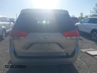 2013 Toyota Sienna LE AAS with VIN 5TDKK3DCXDS369976, listed as a IAAI auction lot 42161009 with 183,408 mi miles. Bid and sale history available at carsss.com. Image 16.