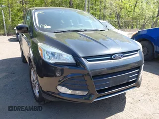 2014 Ford Escape SE with VIN 1FMCU0GX2EUB40356, listed as a IAAI auction lot 42142617 with 156,703 mi miles. Bid and sale history available at carsss.com. Image 6.