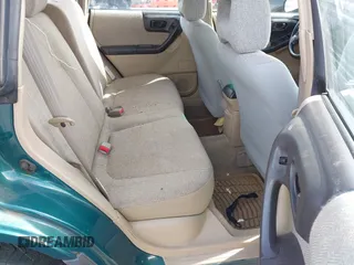2001 Subaru Forester L with VIN JF1SF635X1H717371, listed as a IAAI auction lot 41719771 with 221,590 mi miles. Bid and sale history available at carsss.com. Image 8.