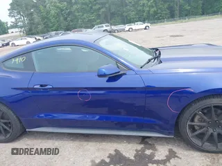 2016 Ford Mustang V6 z VIN 1FA6P8AM5G5271029, wystawiony jako IAAI lot #42277315 z przebiegiem 39 496 mil mil oraz . Historia ofert i sprzedaży dostępna na DreamBid. Obrazek 14.