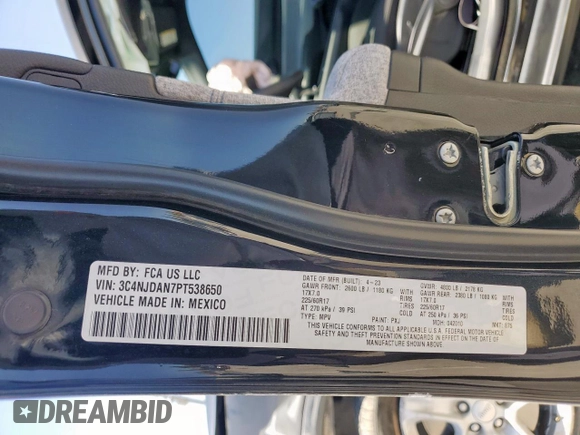 2023 Jeep Compass Sport z VIN 3C4NJDAN7PT538650, wystawiony jako Copart lot #60293965 z przebiegiem 57 586 mil mil oraz Szkoda całkowita • Salvage title. Historia ofert i sprzedaży dostępna na DreamBid. Obrazek 13.