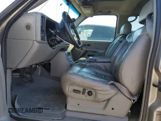 2002 Chevrolet Silverado 1500HD LS z VIN 1GCGC13U42F140126, wystawiony jako Copart lot #47089605 z przebiegiem 110 372 mil mil oraz Szkoda całkowita • Salvage title. Historia ofert i sprzedaży dostępna na DreamBid. Obrazek 7.