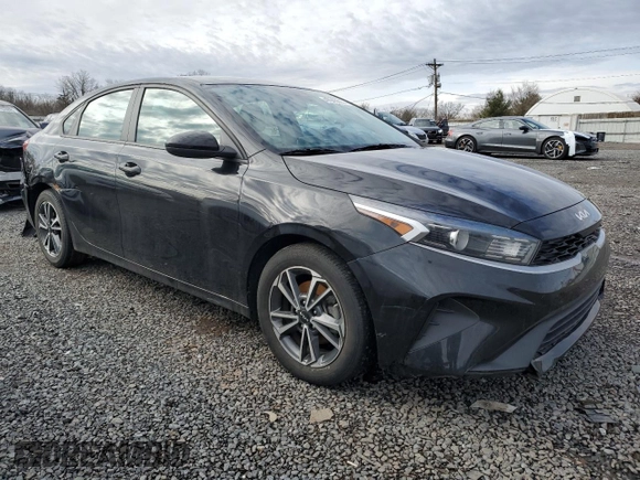 2022 Kia Forte LXS with VIN 3KPF24AD7NE439188, listed as a Copart auction lot 47045315 with 40,865 mi miles and Salvage Title. Bid and sale history available at carsss.com. Image 4.