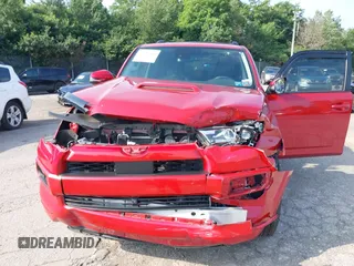 2022 Toyota 4Runner TRD Sport with VIN JTESU5JR2N6013405, listed as a IAAI auction lot 42611930 with 31,895 mi miles and . Bid and sale history available at DreamBid. Image 10.