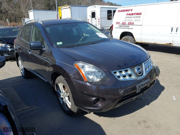 2015 Nissan Rogue Select S with VIN JN8AS5MT3FW660978, listed as a IAAI auction lot 41726625 with 105,973 mi miles. Bid and sale history available at carsss.com. Image 1.