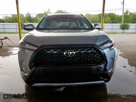 2022 Toyota Corolla Cross LE with VIN 7MUCAAAG5NV032352, listed as a Copart auction lot 59170715 with 53,127 mi miles and Clean title. Bid and sale history available at DreamBid. Image 5.