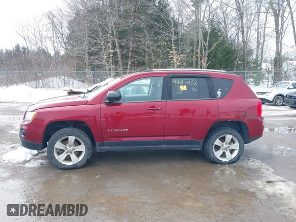 2013 Jeep Compass Sport with VIN 1C4NJDBB2DD249200, listed as a IAAI auction lot 41617232 with 186,413 mi miles. Bid and sale history available at carsss.com. Image 12.