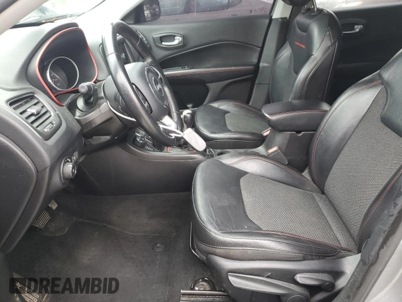2018 Jeep Compass Trailhawk with VIN 3C4NJDDB4JT451409, listed as a Copart auction lot 58769305 with 135,562 mi miles and Clean title. Bid and sale history available at DreamBid. Image 7.