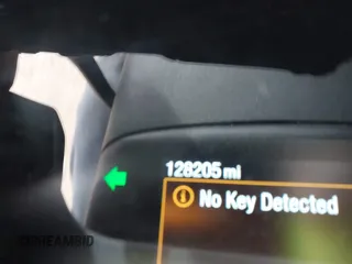 2020 Ford Escape SEL с VIN 1FMCU9H6XLUB74228, выставлен на аукционе IAAI как лот 42156358 с пробегом 128 205 миль миль и . История ставок и продаж доступна на DreamBid. Изображение 15.