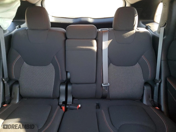 2016 Jeep Cherokee Altitude with VIN 1C4PJMCS2GW309427, listed as a Copart auction lot 88905595 with 175,974 mi miles and Salvage Title. Bid and sale history available at carsss.com. Image 10.