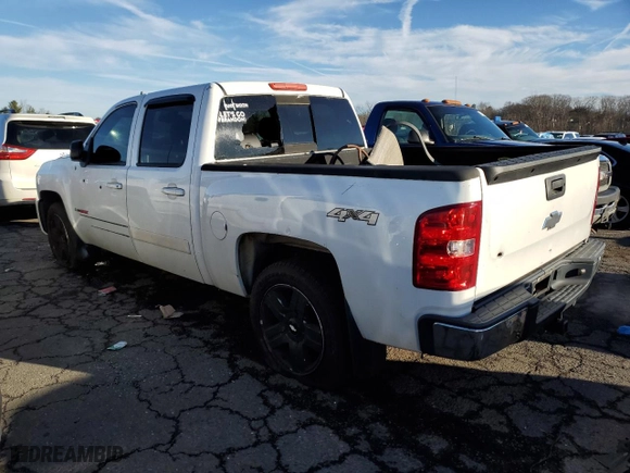 2008 Chevrolet Silverado 1500 LTZ with VIN 2GCEK13Y381187354, listed as a Copart auction lot 84293494 with 112,771 mi miles and Salvage Title. Bid and sale history available at carsss.com. Image 2.