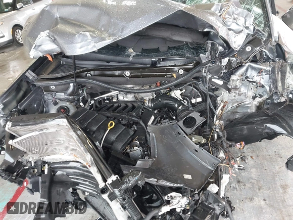 2021 Volkswagen Atlas SE z VIN 1V2JE2CA8MC237781, wystawiony jako IAAI lot #42404797 z przebiegiem Nie podano mil oraz . Historia ofert i sprzedaży dostępna na DreamBid. Obrazek 10.