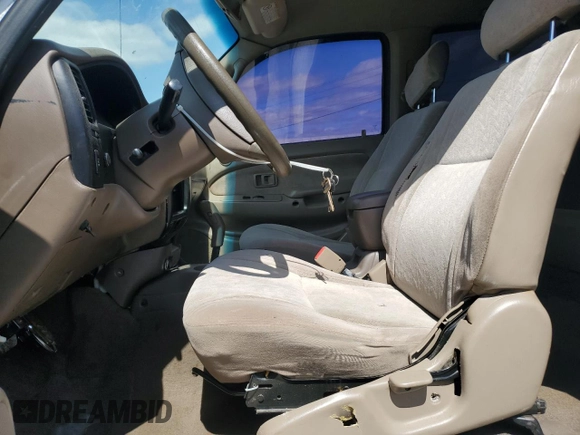 2002 Toyota Tacoma PreRunner with VIN 5TEGN92N02Z887650, listed as a Copart auction lot 49416255 with 290,615 mi miles and Salvage Title. Bid and sale history available at DreamBid. Image 7.
