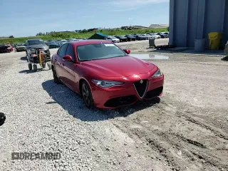 2018 Alfa Romeo Giulia Ti Sport с VIN ZARFAECN1J7567599, выставлен на аукционе Copart как лот 56204755 с пробегом 63 397 миль миль и Списание • Salvage title. История ставок и продаж доступна на DreamBid. Изображение 13.