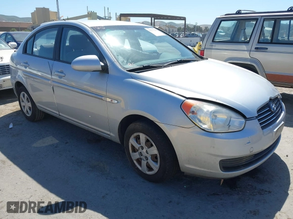 2007 Hyundai Accent GLS with VIN KMHCN46C57U087156, listed as a IAAI auction lot 42151298 with 81,588 mi miles. Bid and sale history available at carsss.com. Image 1.