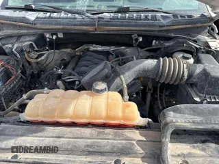 2018 Ford F-150 XL z VIN 1FTFX1E58JKF35180, wystawiony jako IAAI lot #42782023 z przebiegiem 105 516 mil mil oraz . Historia ofert i sprzedaży dostępna na DreamBid. Obrazek 11.