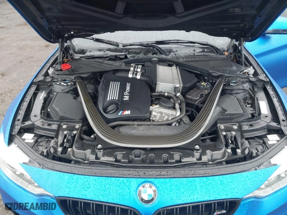 2015 BMW M4 with VIN WBS3U9C5XFJ968082, listed as a IAAI auction lot 41513593 with 57,715 mi miles. Bid and sale history available at carsss.com. Image 10.