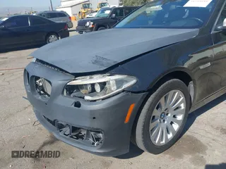 2015 BMW 5 Series 550i z VIN WBAKN9C53FD682327, wystawiony jako IAAI lot #42314810 z przebiegiem 131 794 mil mil oraz . Historia ofert i sprzedaży dostępna na DreamBid. Obrazek 21.