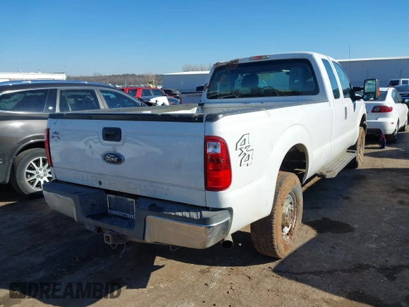 2014 Ford F-250 XL z VIN 1FT7X2B67EEB13106, wystawiony jako IAAI lot #41337143 z przebiegiem 116 625 mil mil oraz . Historia ofert i sprzedaży dostępna na DreamBid. Obrazek 4.