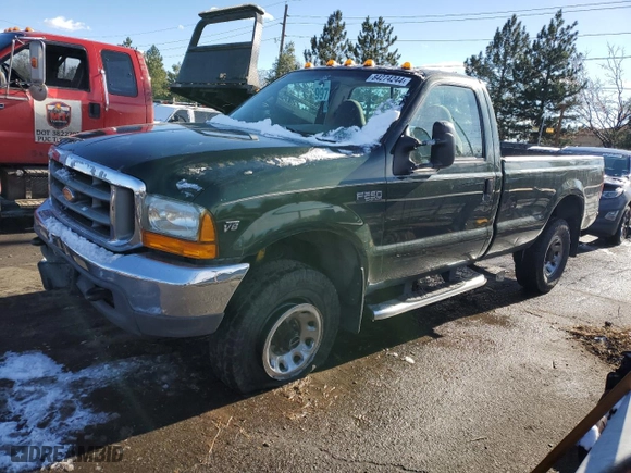 2000 Ford Super Duty F-250 XL with VIN 1FTNF21L2YEB66074, listed as a Copart auction lot 84274244 with 100,845 mi miles and Clean Title. Bid and sale history available at carsss.com. Image 1.