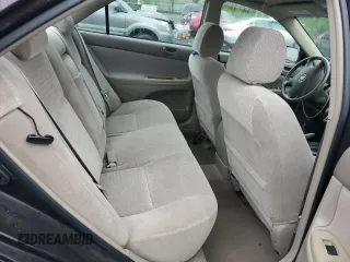 2002 Toyota Camry LE z VIN 4T1BE32K72U510377, wystawiony jako Copart lot #58052175 z przebiegiem 123 339 mil mil oraz Szkoda całkowita • Salvage title. Historia ofert i sprzedaży dostępna na DreamBid. Obrazek 10.