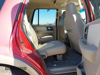 2003 Ford Expedition Eddie Bauer with VIN 1FMPU18L13LB22470, listed as a IAAI auction lot 41532763 with 261,942 mi miles. Bid and sale history available at carsss.com. Image 8.