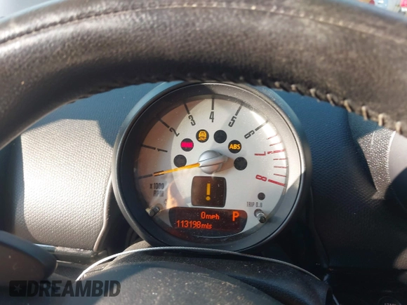 2014 MINI Countryman S с VIN WMWZC3C5XEWP27462, выставлен на аукционе IAAI как лот 42471068 с пробегом 113 198 миль миль и . История ставок и продаж доступна на DreamBid. Изображение 7.