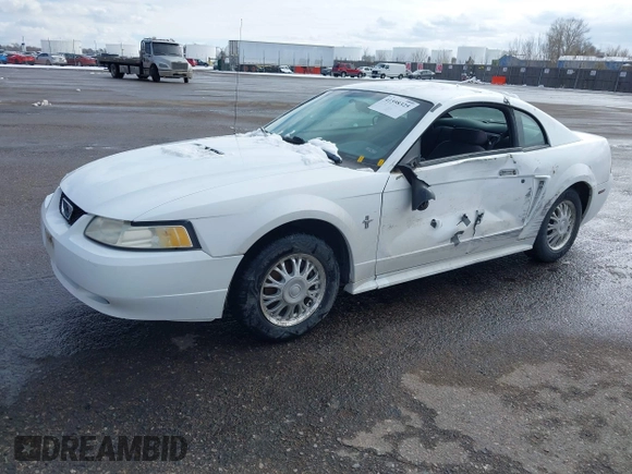 2000 Ford Mustang z VIN 1FAFP4049YF296568, wystawiony jako IAAI lot #41598325 z przebiegiem 144 186 mil mil oraz . Historia ofert i sprzedaży dostępna na DreamBid. Obrazek 2.
