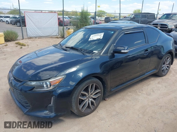 2015 Scion tC z VIN JTKJF5C74FJ003875, wystawiony jako IAAI lot #42184426 z przebiegiem 81 248 mil mil oraz . Historia ofert i sprzedaży dostępna na DreamBid. Obrazek 2.