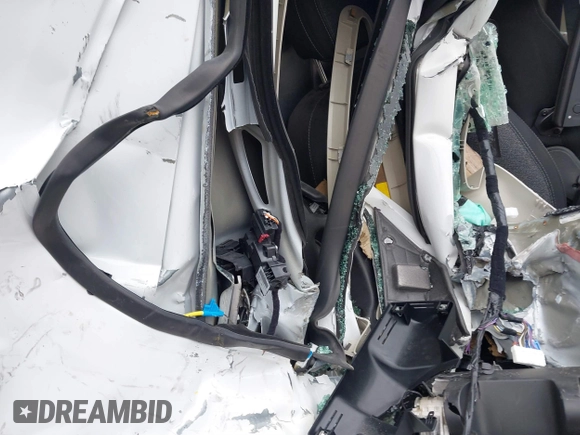 2022 Ram ProMaster Cargo with VIN 3C6LRVDG3NE110280, listed as a IAAI auction lot 40763747 with Not Provided miles and . Bid and sale history available at DreamBid. Image 8.