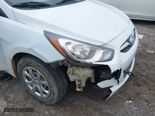 2013 Hyundai Accent GL with VIN KMHCT5AEXDU068215, listed as a IAAI auction lot 41922280 with 159,978 mi miles. Bid and sale history available at carsss.com. Image 6.