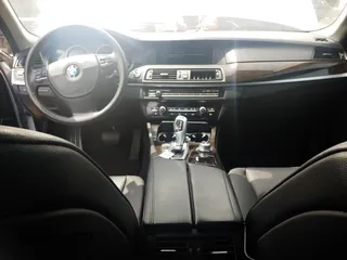 2013 BMW 5 Series 528i with VIN WBAXG5C5XDD233958, listed as a Copart auction lot 54002195 with 103,543 mi miles and Clean Title. Bid and sale history available at carsss.com. Image 9.