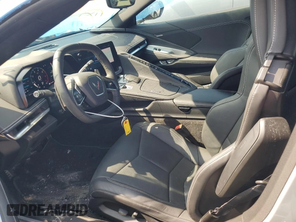 2024 Chevrolet Corvette 1LT z VIN 1G1YA2D43R5113488, wystawiony jako Copart lot #54343325 z przebiegiem 13 770 mil mil oraz Szkoda całkowita • Salvage title. Historia ofert i sprzedaży dostępna na DreamBid. Obrazek 7.