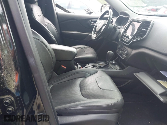 2020 Jeep Cherokee Limited with VIN 1C4PJMDN6LD623130, listed as a IAAI auction lot 42289135 with 54,107 mi miles and . Bid and sale history available at DreamBid. Image 5.