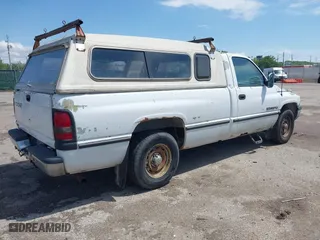 1996 Dodge Ram 1500 with VIN 1B7HC16Y1TS630096, listed as a IAAI auction lot 42095072 with 252,069 mi miles. Bid and sale history available at carsss.com. Image 4.