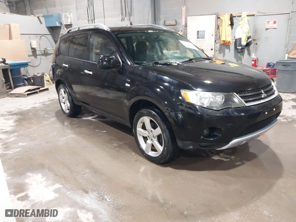 2008 Mitsubishi Outlander XLS with VIN JA4MT41XX8Z008202, listed as a IAAI auction lot 41680309 with 193,755 mi miles. Bid and sale history available at carsss.com. Image 1.