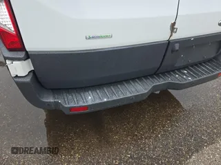 2018 Ford Transit с VIN 1FTYR1YG1JKB52228, выставлен на аукционе IAAI как лот 42889808 с пробегом 129 473 миль миль и . История ставок и продаж доступна на DreamBid. Изображение 32.