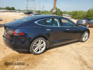 2014 Tesla Model S 60 with VIN 5YJSA1S11EFP56866, listed as a Copart auction lot 53020975 with 149,408 mi miles and Clean Title. Bid and sale history available at DreamBid. Image 3.