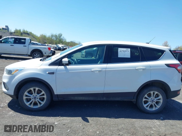 2017 Ford Escape SE with VIN 1FMCU9GD4HUB55262, listed as a IAAI auction lot 42146088 with 98,407 mi miles. Bid and sale history available at carsss.com. Image 14.
