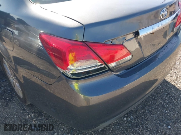 2011 Toyota Avalon with VIN 4T1BK3DB5BU371257, listed as a IAAI auction lot 42543983 with 111,502 mi miles and . Bid and sale history available at DreamBid. Image 18.