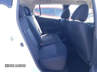 2022 Nissan LEAF S z VIN 1N4AZ1BVXNC561522, wystawiony jako Copart lot #50180835 z przebiegiem 20 888 mil mil oraz Szkoda całkowita • Salvage title. Historia ofert i sprzedaży dostępna na DreamBid. Obrazek 10.