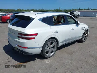 2024 Genesis GV80 z VIN KMUHCESC5RU205007, wystawiony jako IAAI lot #42217995 z przebiegiem Nie podano mil oraz . Historia ofert i sprzedaży dostępna na DreamBid. Obrazek 4.