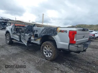 2017 Ford Super Duty F-250 SRW Lariat with VIN 1FT7W2BT7HEF39231, listed as a IAAI auction lot 41805246 with 1 mi miles. Bid and sale history available at carsss.com. Image 3.