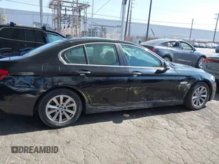 2015 BMW 5 Series 528i с VIN WBA5A5C5XFD514508, выставлен на аукционе IAAI как лот 42666728 с пробегом 122 581 миль миль и . История ставок и продаж доступна на DreamBid. Изображение 13.