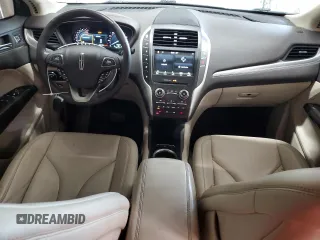 2017 Lincoln MKC Premiere z VIN 5LMCJ1D91HUL51490, wystawiony jako Copart lot #58367225 z przebiegiem 94 861 mil mil oraz Szkody całkowita. Historia ofert i sprzedaży dostępna na DreamBid. Obrazek 8.